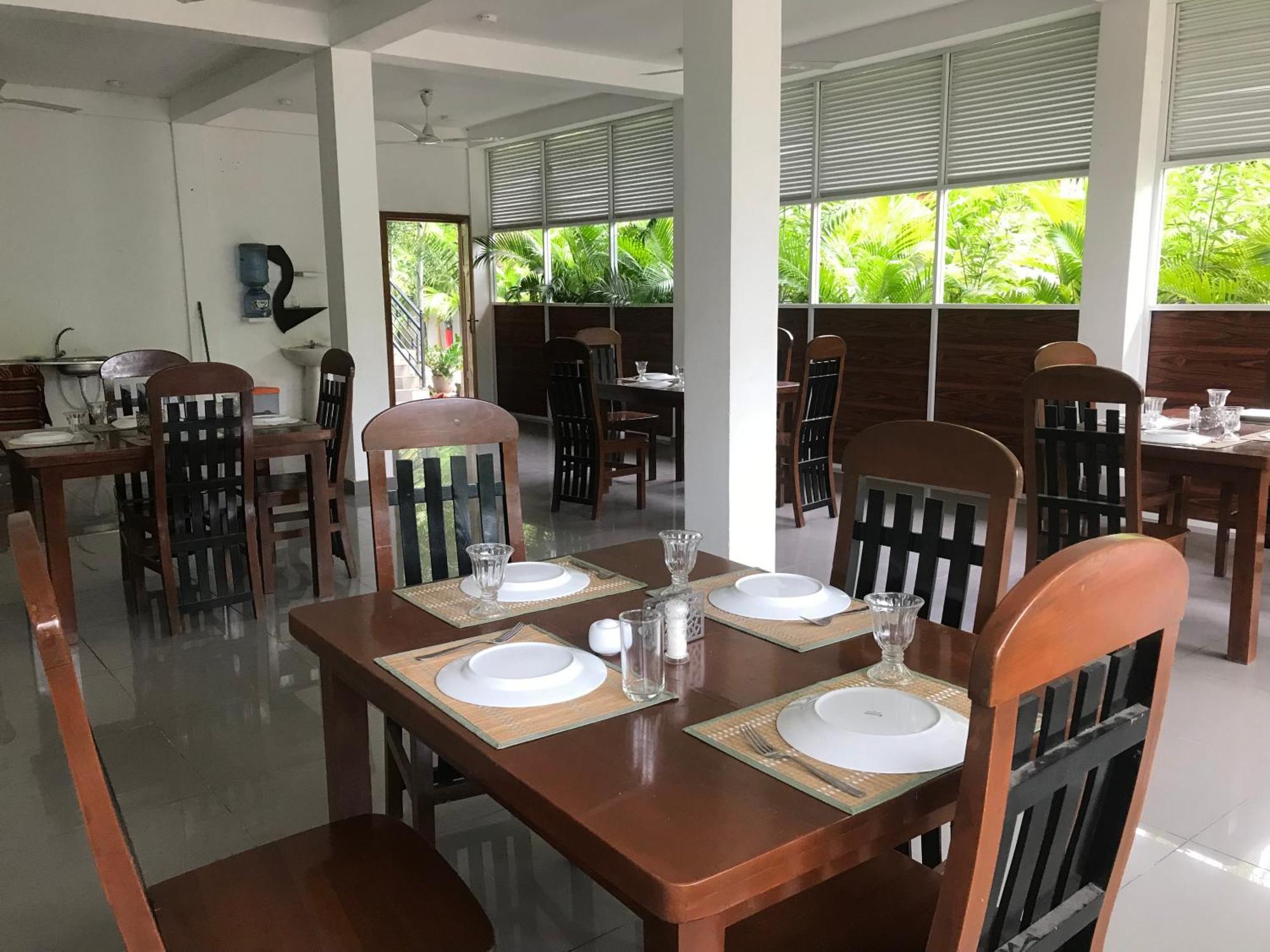 Green Star Villa จาฟนา ภายนอก รูปภาพ
